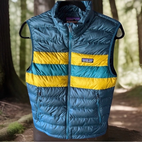 Patagonia Other - Patagonia Mens XS Dark Borealis Green and Yellow Puffer Vest St Patrick’s Day